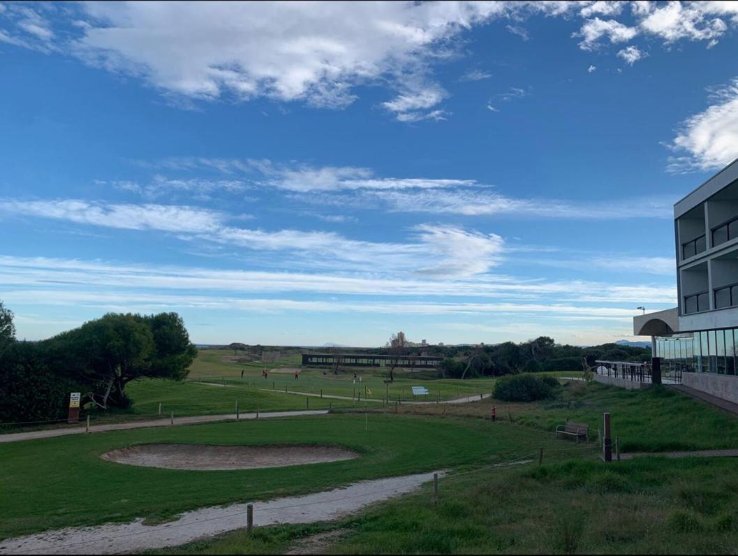 Retreat * Valence